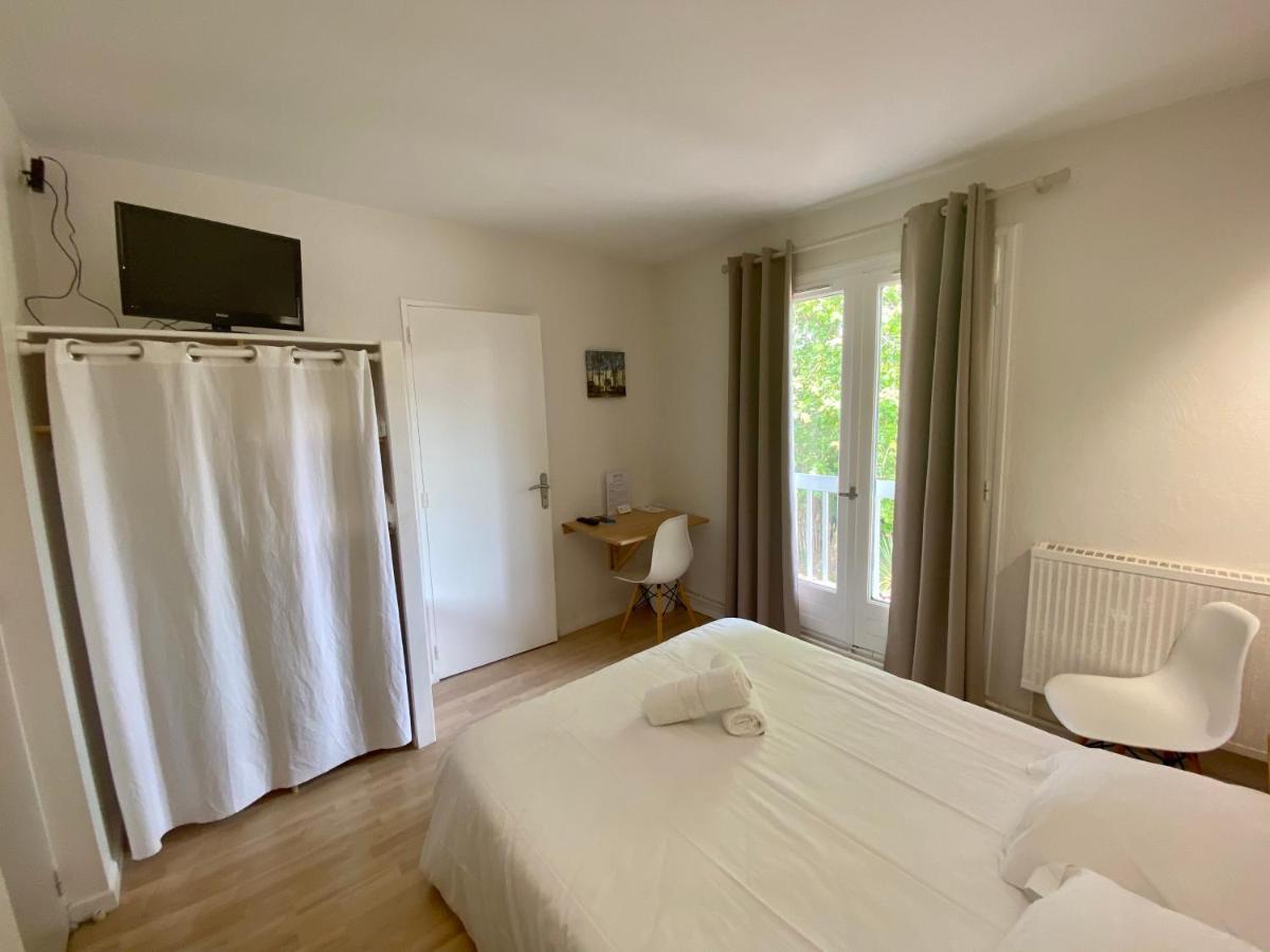 Hotel La Ferme D'En Chon Biscarrosse Zimmer foto