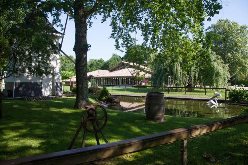 Hotel La Ferme D'En Chon Biscarrosse Exterior foto